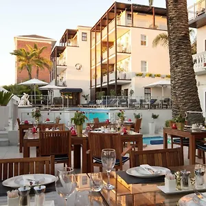 The Glen Boutique & קייפטאון