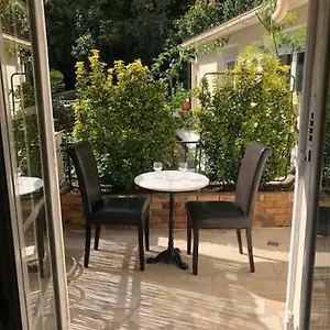 Apartment T2 Rer, Cachan